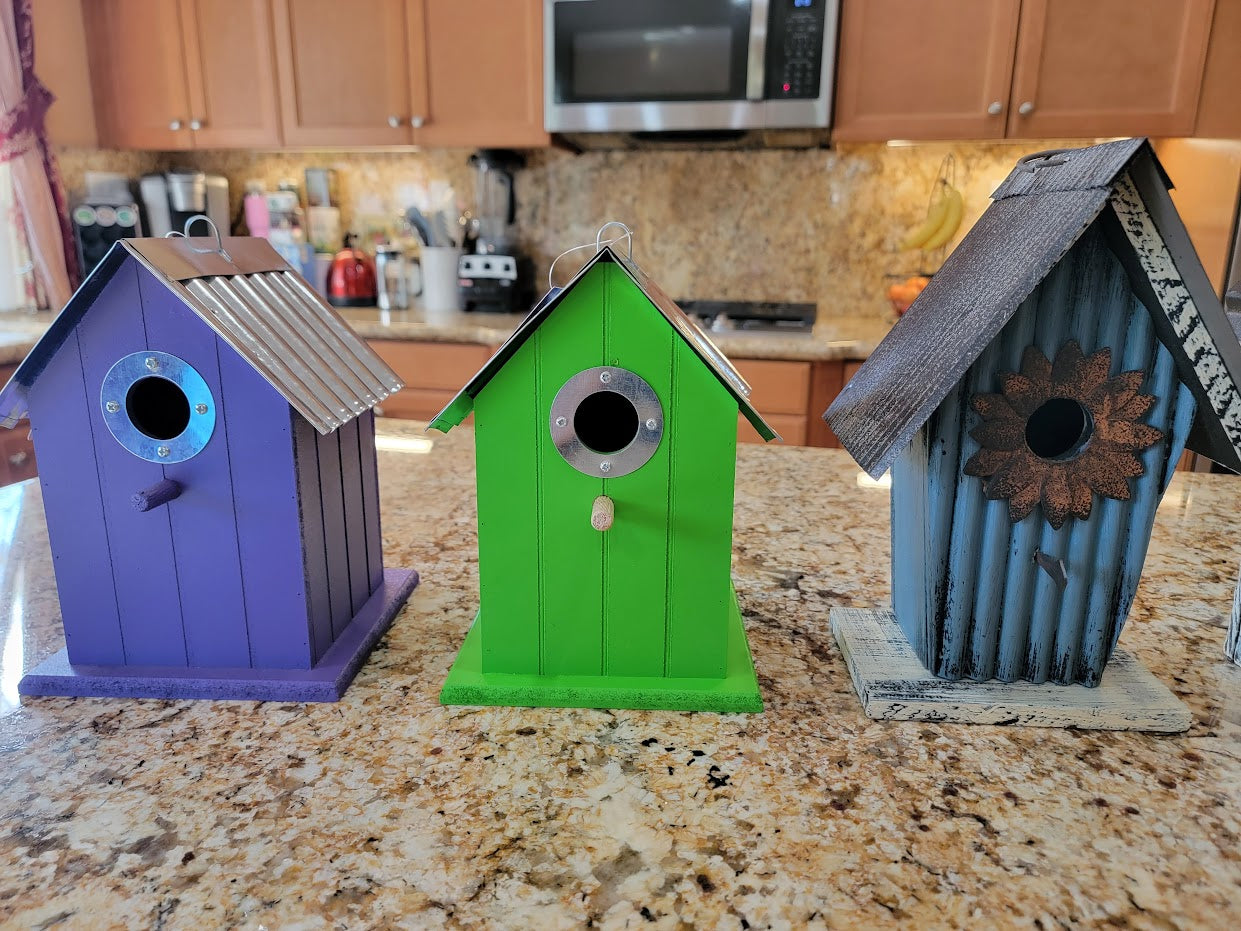 Tin Roof Wooden Outdoor Birdhouses, Cedar Wood - Avenue Treasures