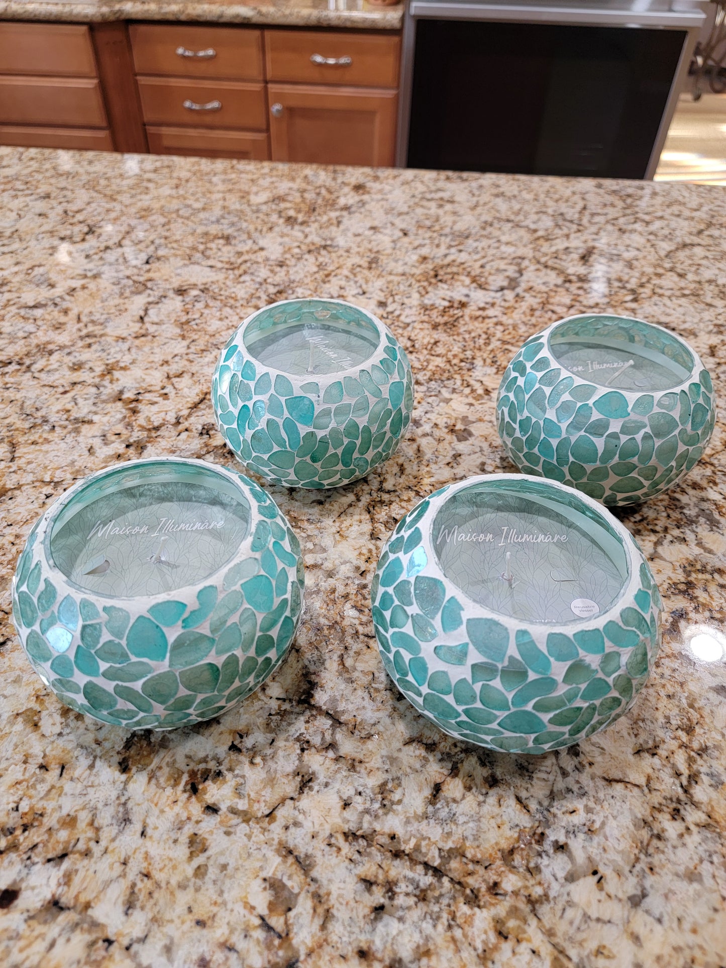 Turquoise Mosaic Glass Scented Candle - Romantic Round Cracked Glass Decorative Candle Holder Table Centerpiece Party Decor - Avenue Treasures
