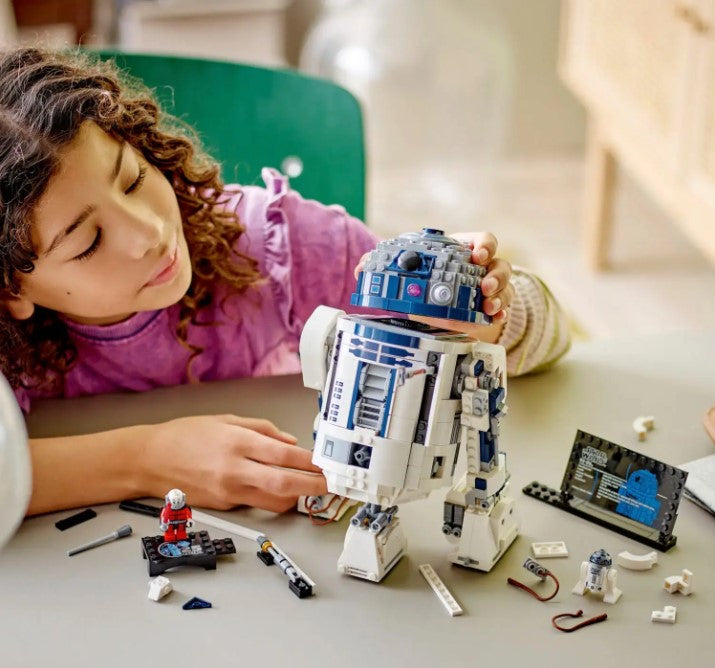 LEGO - Star Wars R2-D2 Buildable Toy Droid for Display and Play 75379 – Multi - Avenue Treasures