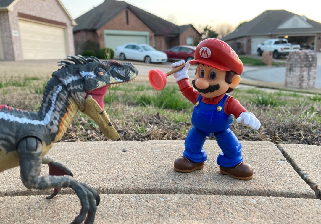 Nintendo The Super Mario Bros. Movie Mario Figure with Plunger Accessory - Avenue Treasures