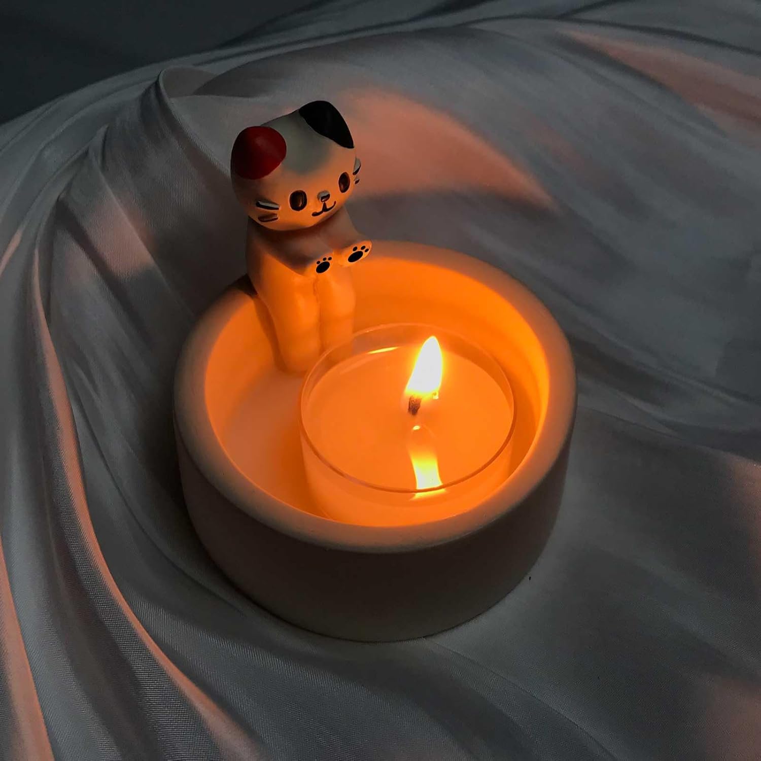 Cartoon Kitten Warming Paws Cat Candle Holder - Cute & Colorful Cat Handmade Scented Candle Holder Home & Office Decor - Avenue Treasures