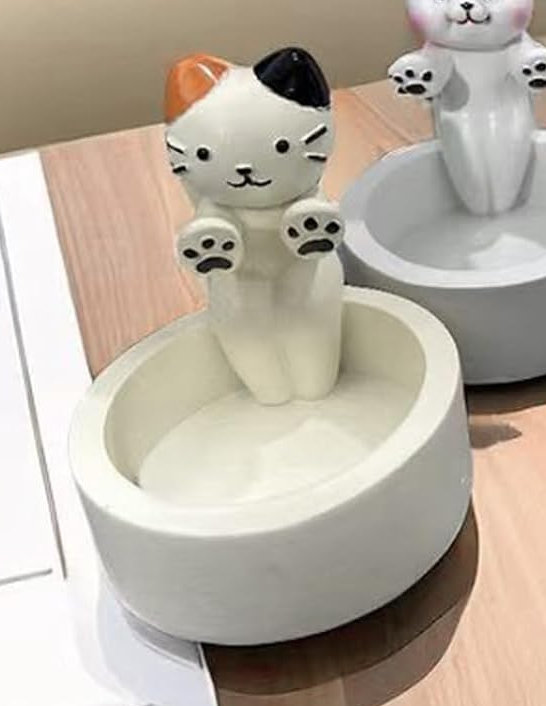 Cartoon Kitten Warming Paws Cat Candle Holder - Cute & Colorful Cat Handmade Scented Candle Holder Home & Office Decor - Avenue Treasures
