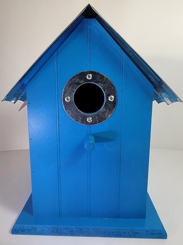 Tin Roof Wooden Outdoor Birdhouse - Cedar Wood & Metal - Home Garden Yard Bird House Decor